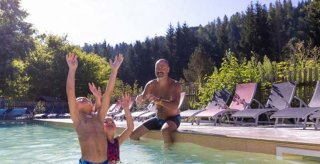 760 editeur page bloc element camping haute loire piscine 1797x839